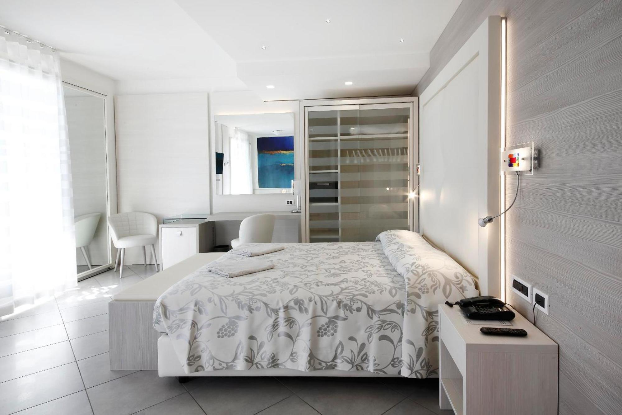 Grande Albergo Marin Lignano Sabbiadoro Dış mekan fotoğraf