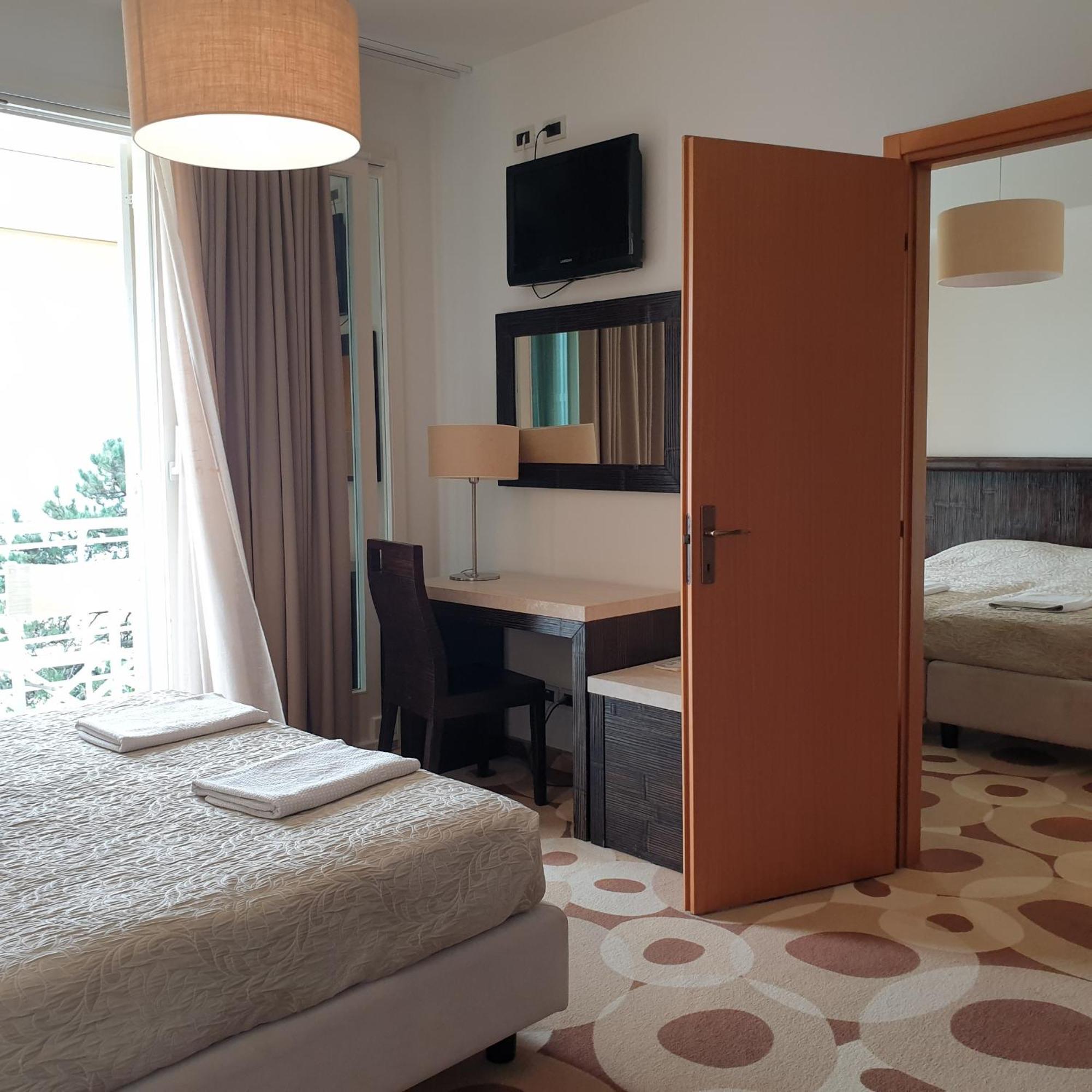 Grande Albergo Marin Lignano Sabbiadoro Dış mekan fotoğraf