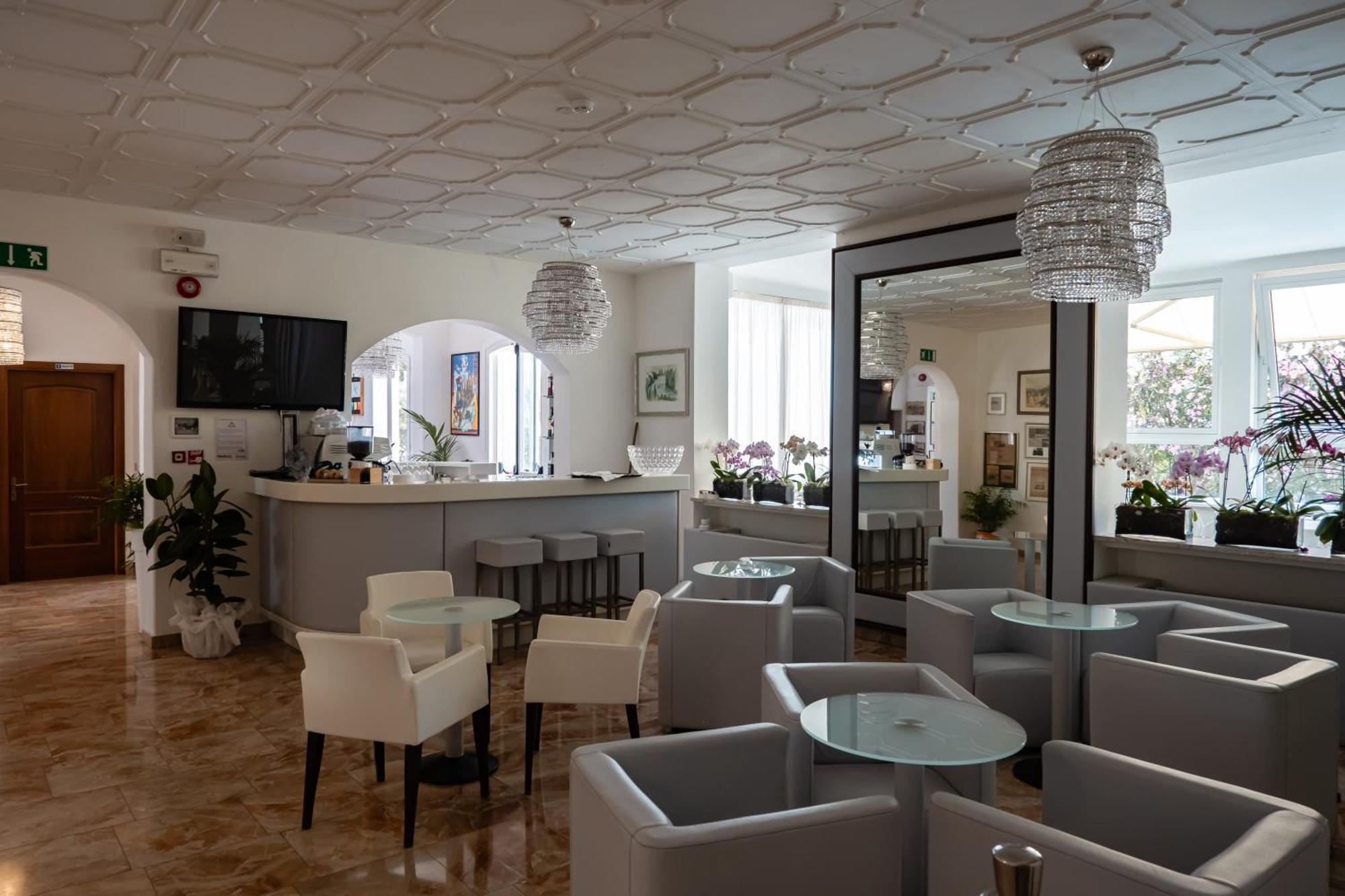 Grande Albergo Marin Lignano Sabbiadoro Dış mekan fotoğraf
